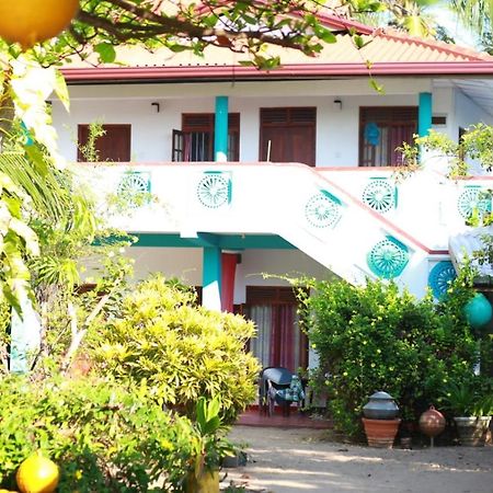 Mallika Guest House Tangalle Ngoại thất bức ảnh