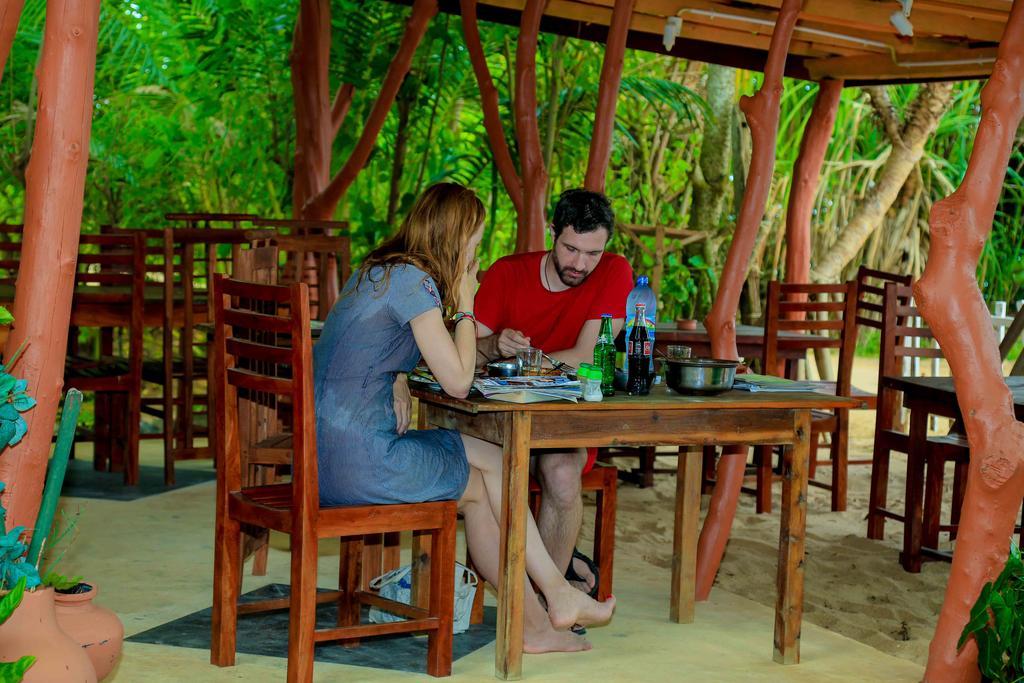 Mallika Guest House Tangalle Ngoại thất bức ảnh